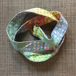 Vineyard Vines Tropical Drink silk d ring belt